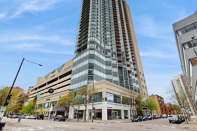 111 W Maple St Unit 1001, Chicago, IL 60610 - view of building exterior