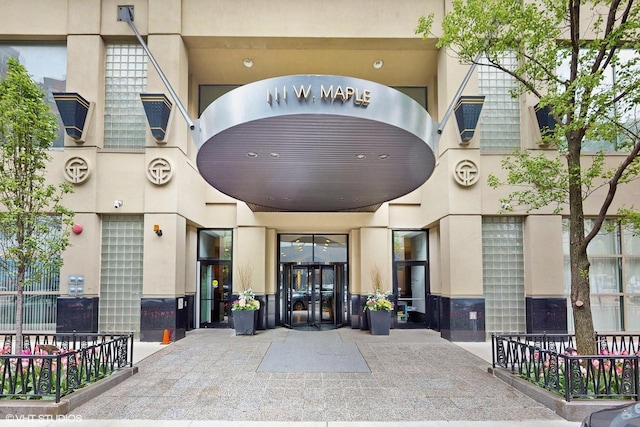111 W Maple St Unit 1001, Chicago, IL 60610 - entrance to property with stucco siding