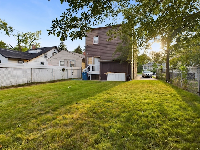 625 Ingraham Ave, Calumet City, IL 60409 - view of yard with fence