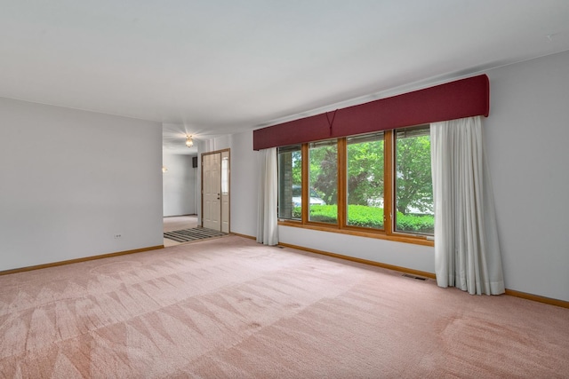 9228 Ridgeland Ave, Oak Lawn, IL 60453 - carpeted empty room with baseboards