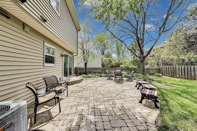 962 Thompson Blvd, Buffalo Grove, IL 60089 - view of patio / terrace featuring cooling unit and outdoor dining area