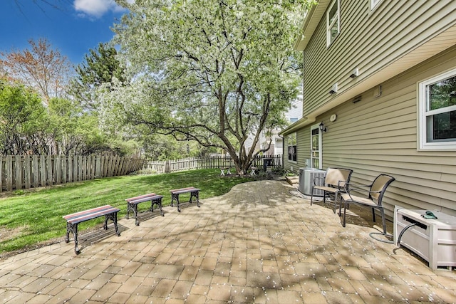 962 Thompson Blvd, Buffalo Grove, IL 60089 - view of patio with cooling unit