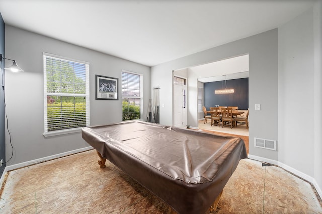recreation room with billiards, a notable chandelier, baseboards, and visible vents