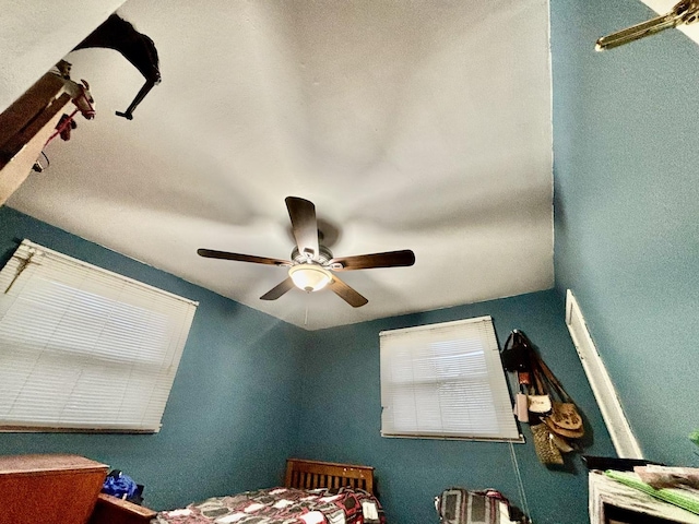 14539 Avers Ave, Midlothian, IL 60445 - bedroom featuring ceiling fan