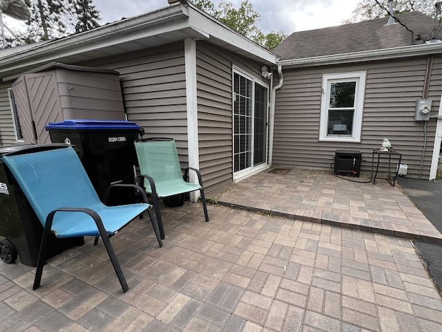 2912 Magellan Dr, Mchenry, IL 60051 - view of patio / terrace