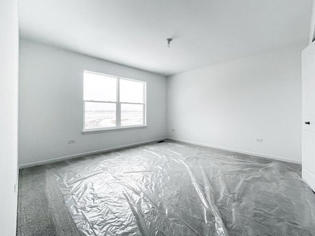 1587 Glenbrooke Ln, New Lenox, IL 60451 - empty room featuring baseboards