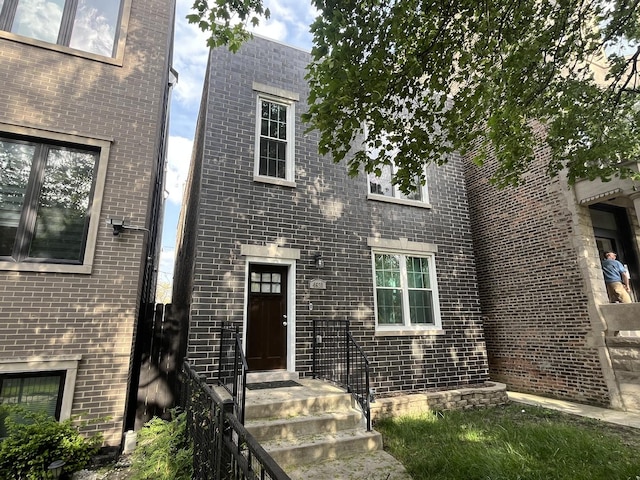 4631 S Evans Ave, Chicago, IL 60653 - view of front of property featuring brick siding