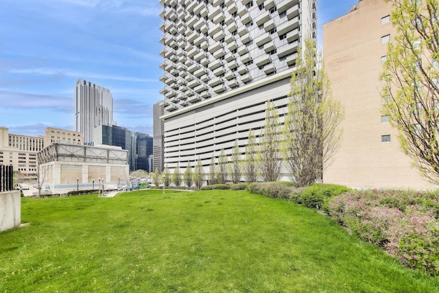 235 W Van Buren St Unit 3414, Chicago, IL 60607 - view of grassy yard featuring a city view