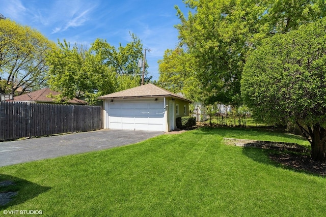 view of detached garage