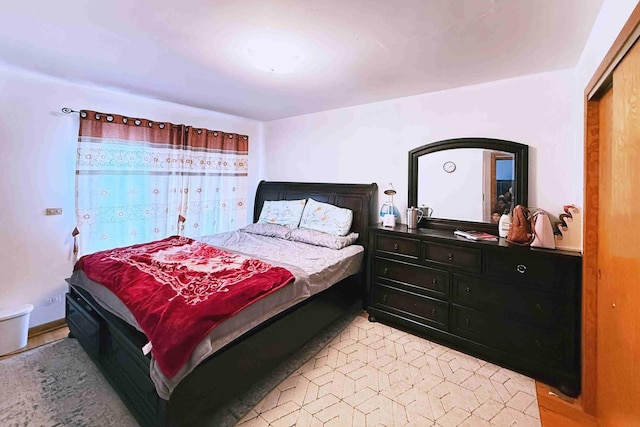 6742 W Forest View Ln, Niles, IL 60714 - view of bedroom