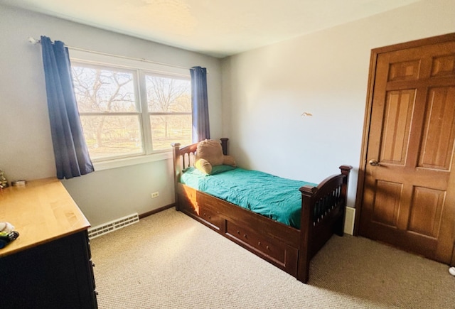 9 Aberdeen Rd, Hawthorn Woods, IL 60047 - bedroom with visible vents and carpet floors