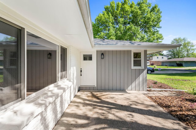 2705 Arlene Dr, Urbana, IL 61802 - doorway to property featuring roof with shingles