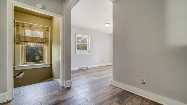 630 Willett Ave, Dixon, IL 61021 - corridor featuring wood finished floors and baseboards
