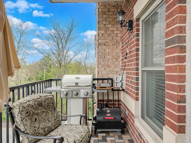 17200 Oak Park Ave Unit R-206, Tinley Park, IL 60477 - balcony featuring area for grilling