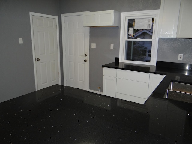 1611 Ashland Ave, Rockford, IL 61101 - photo 6