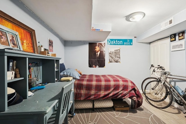 2815 W Jarvis Ave, Chicago, IL 60645 - bedroom with wood finished floors