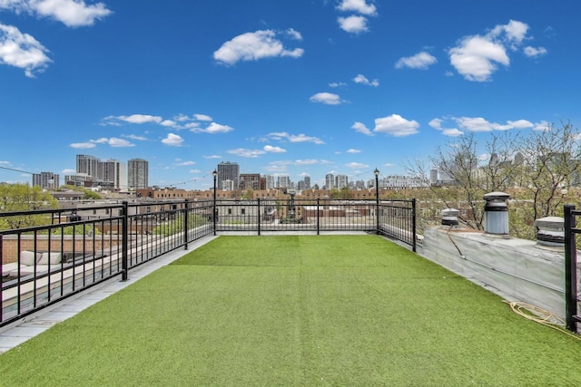 1426 N Cleveland Ave Unit 3, Chicago, IL 60610 - view of yard featuring a skyline view