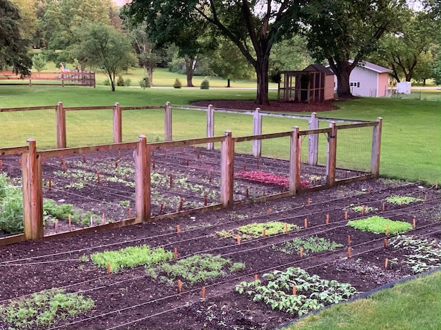 6N198 Old Homestead Rd, Saint Charles, IL 60175 - gate featuring a garden and a yard