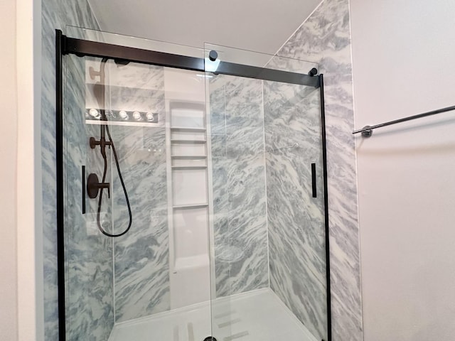 2278 Twilight Dr, Aurora, IL 60503 - bathroom featuring a shower stall