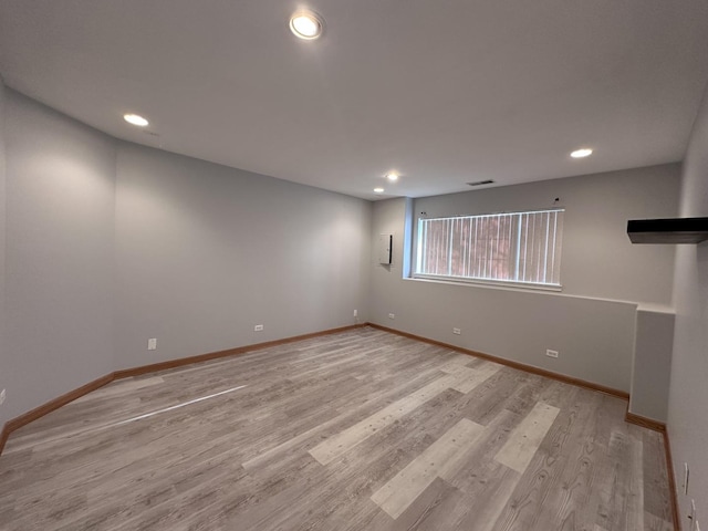 2278 Twilight Dr, Aurora, IL 60503 - interior space with light wood-style floors, baseboards, and recessed lighting