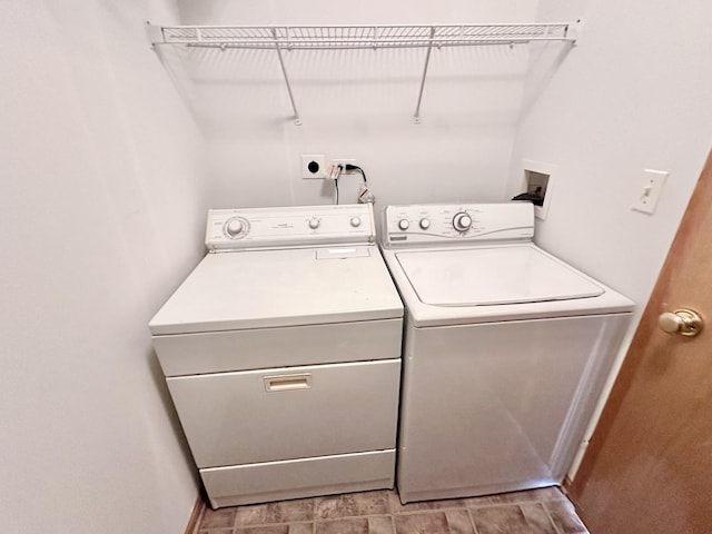 2278 Twilight Dr, Aurora, IL 60503 - washroom with washing machine and clothes dryer and laundry area