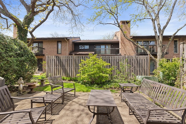 1805 Wildberry Dr Unit C, Glenview, IL 60025 - view of patio featuring fence