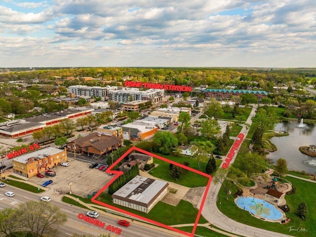 4703 Garfield Ave, Lisle, IL 60532 - aerial overview of property's location with property parcel outlined and a large body of water