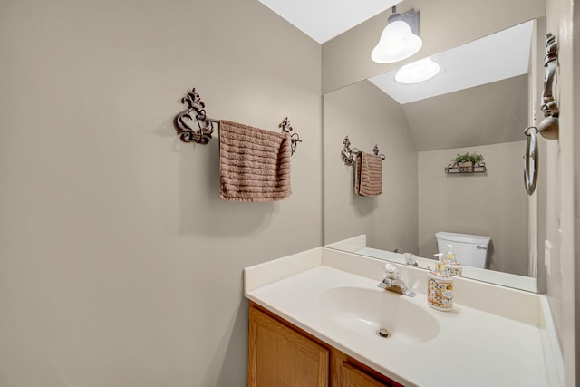 517 Woodcrest Dr, Mundelein, IL 60060 - bathroom with vanity and vaulted ceiling