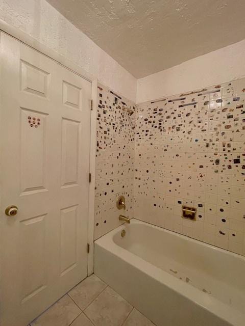 610 E Woodfield Trl, Roselle, IL 60172 - full bath with tile patterned flooring and a textured ceiling