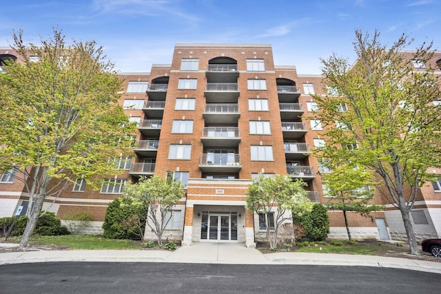 390 S Western Ave Unit 703, Des Plaines, IL 60016 - view of building exterior