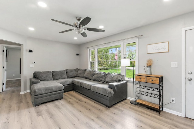 4603 Bonner Dr, Mchenry, IL 60050 - living area with light wood-type flooring, recessed lighting, a ceiling fan, and baseboards