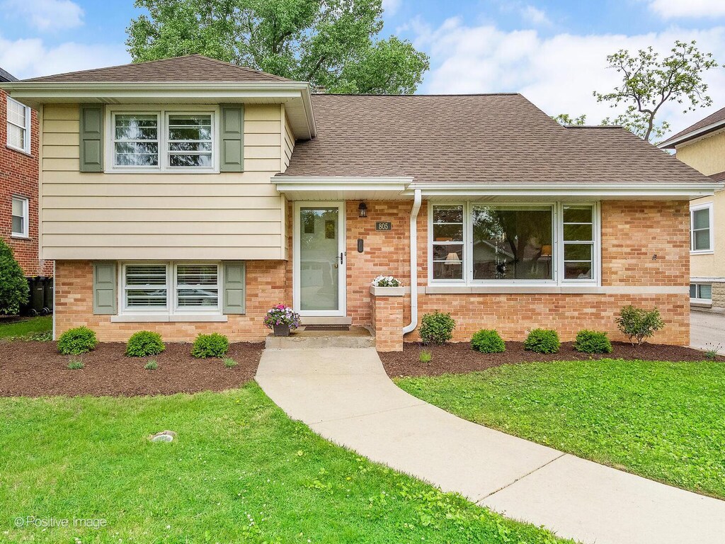 805 S Madison Ave, La Grange, IL 60525 - photo 1