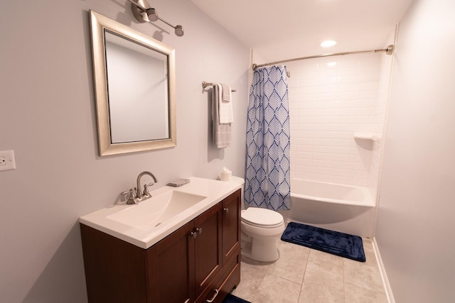 131 Glenbrook Cir, Gilberts, IL 60136 - full bath with toilet, baseboards, tile patterned flooring, vanity, and shower / bath combo