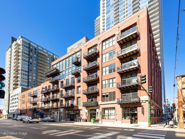 300 W Grand Ave Unit 403, Chicago, IL 60654 - view of apartment building / complex