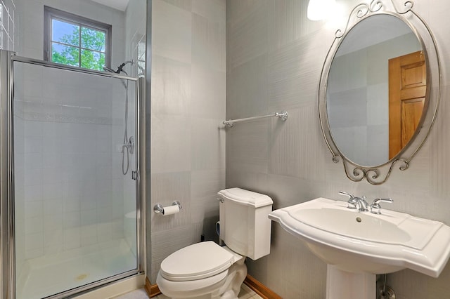 28W624 Berkshire Rd, West Chicago, IL 60185 - full bath featuring a shower stall, toilet, and a sink