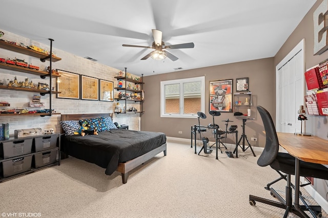 1115 Hunter Rd, Glenview, IL 60025 - bedroom featuring carpet, baseboards, a closet, and a ceiling fan