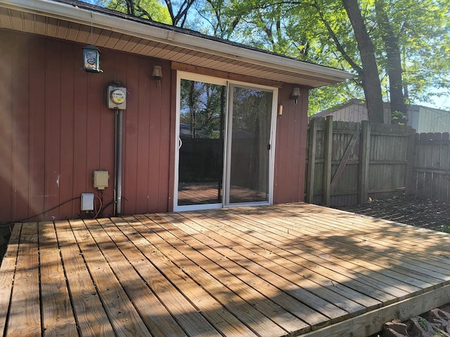 3320 Kimberly Dr, Champaign, IL 61821 - wooden deck with a gate