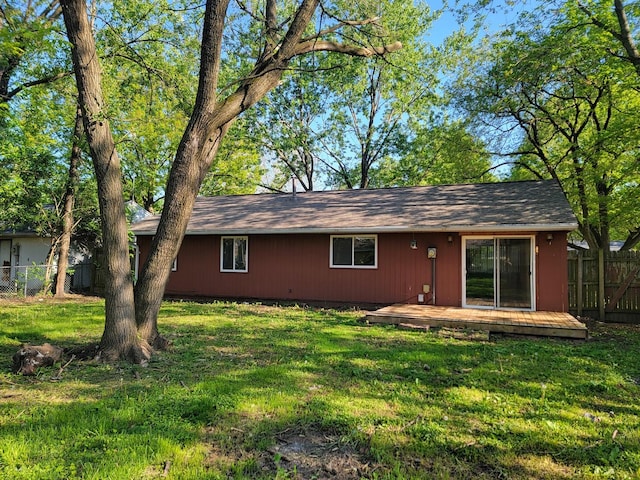 3320 Kimberly Dr, Champaign, IL 61821 - rear view of property with a deck