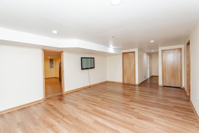 18034 Donatus Dr, Lansing, IL 60438 - interior space featuring baseboards, light wood finished floors, and recessed lighting