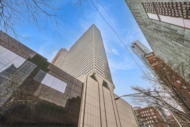 111 E Chestnut St Unit 17K, Chicago, IL 60611 - photo 1