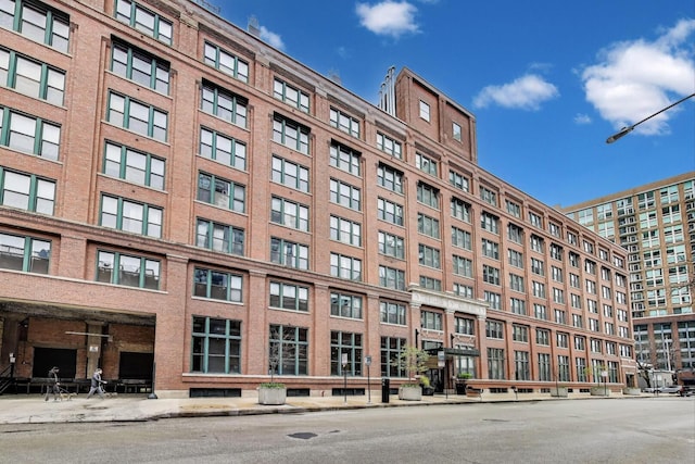 411 W Ontario St Unit 311, Chicago, IL 60654 - view of building exterior