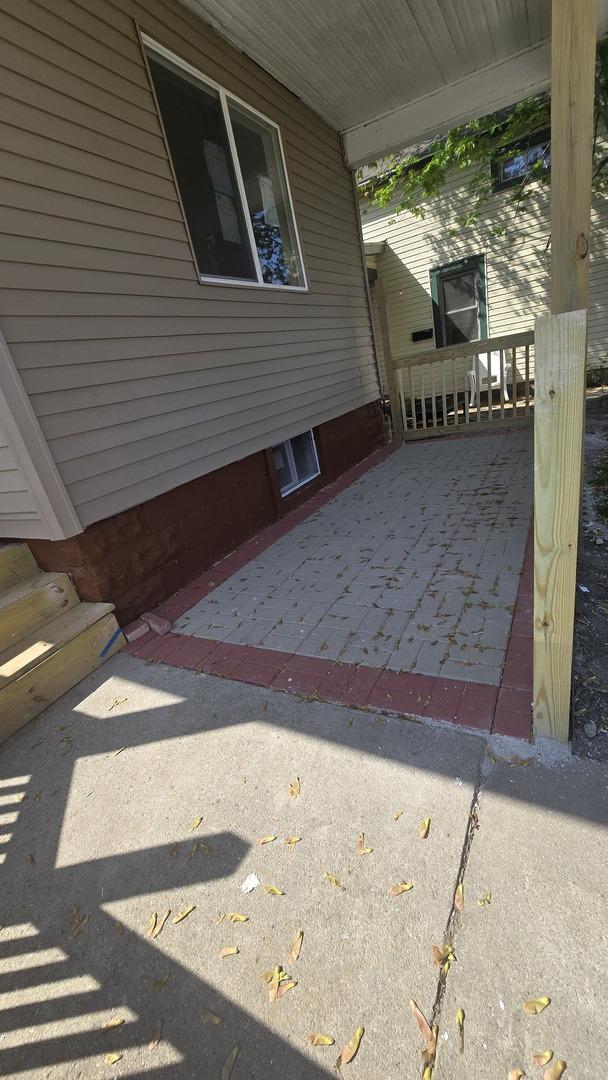 301 N W Ave, Kankakee, IL 60901 - view of patio
