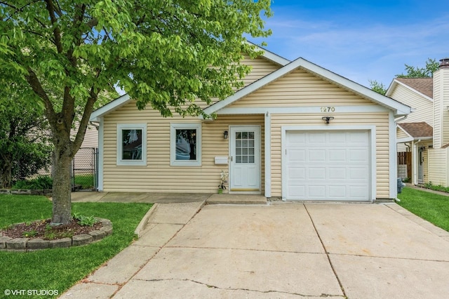 1270 Chattanooga Trl, Carol Stream, IL 60188 - view of front facade featuring driveway and an attached garage