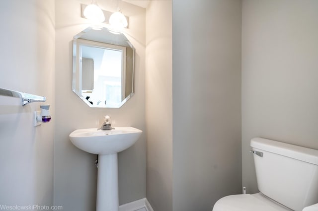 434 Locksley Dr, Streamwood, IL 60107 - bathroom featuring a sink and toilet