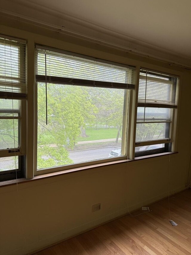 2531 W Lunt Ave, Chicago, IL 60645 - photo 6