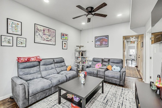 3330 W Hutchinson St, Chicago, IL 60618 - photo 34