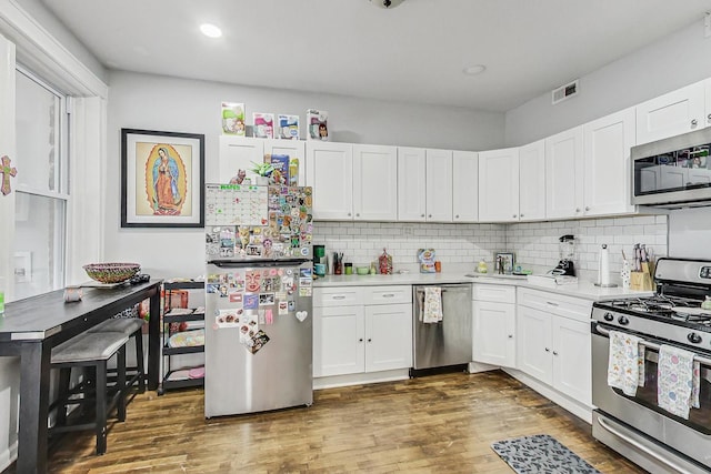 3330 W Hutchinson St, Chicago, IL 60618 - photo 38