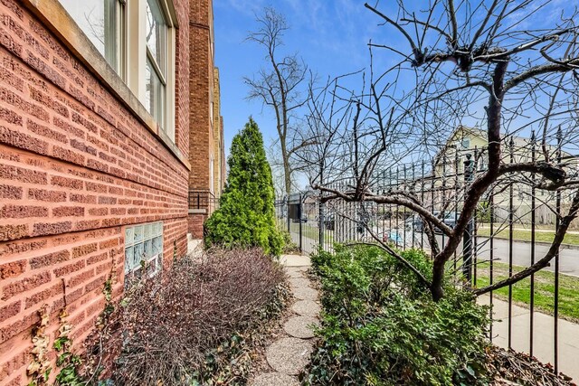 3330 W Hutchinson St, Chicago, IL 60618 - photo 5