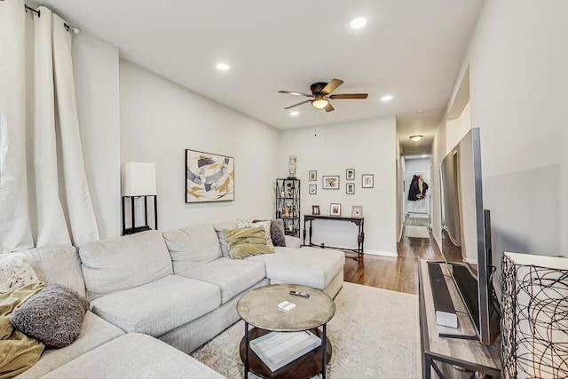 3330 W Hutchinson St, Chicago, IL 60618 - photo 8