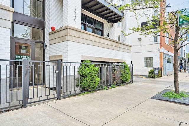 3940 N Ashland Ave Unit 2N, Chicago, IL 60613 - view of property